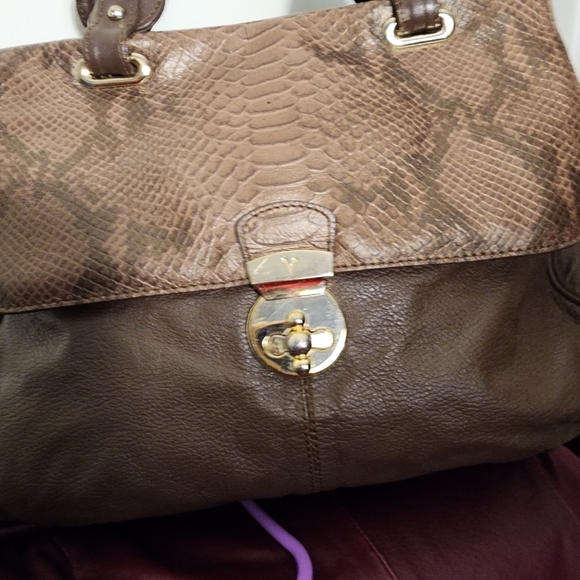 Handbag - Picture 13 of 16